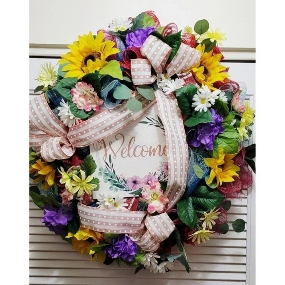 Welcome wreath for spring and summer..